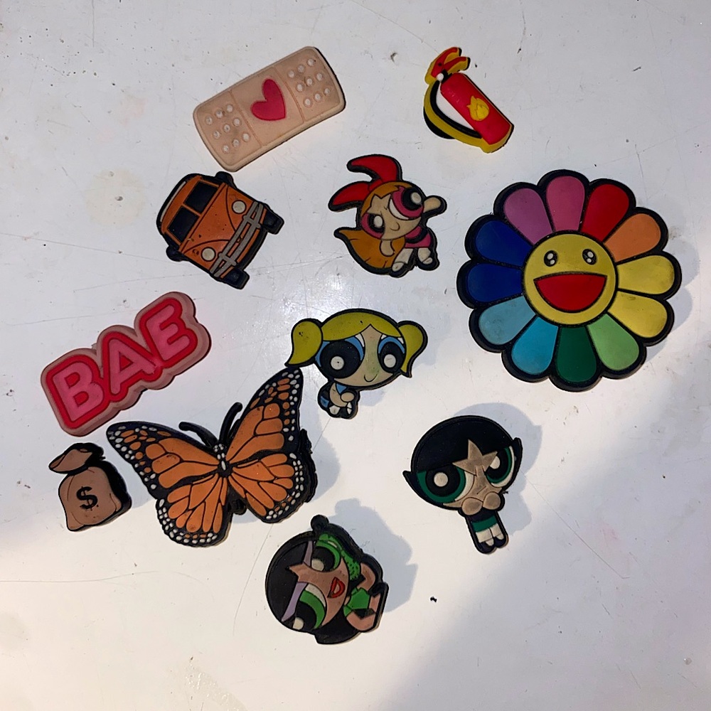 Croc charms